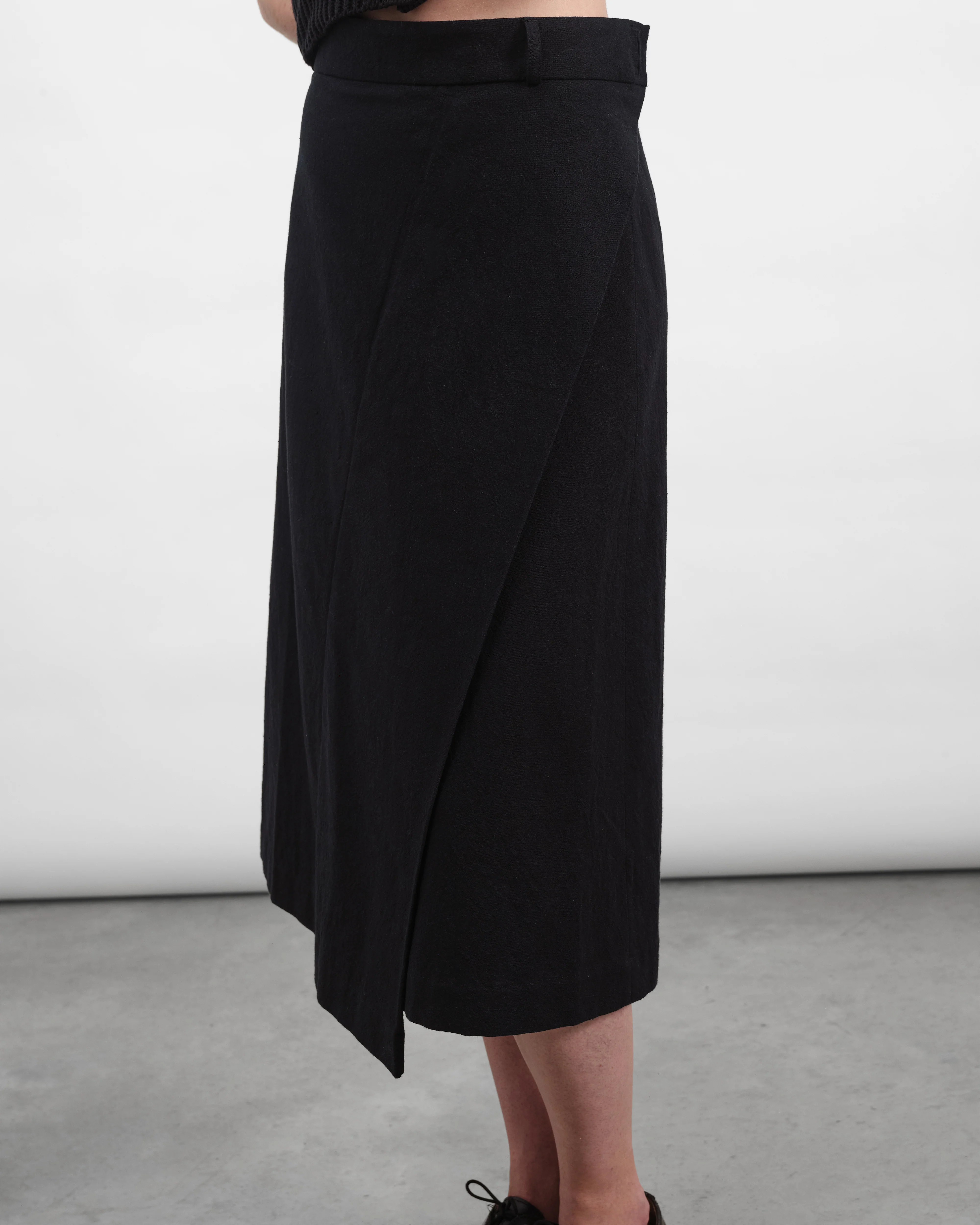 Shin Skirt - Image 6