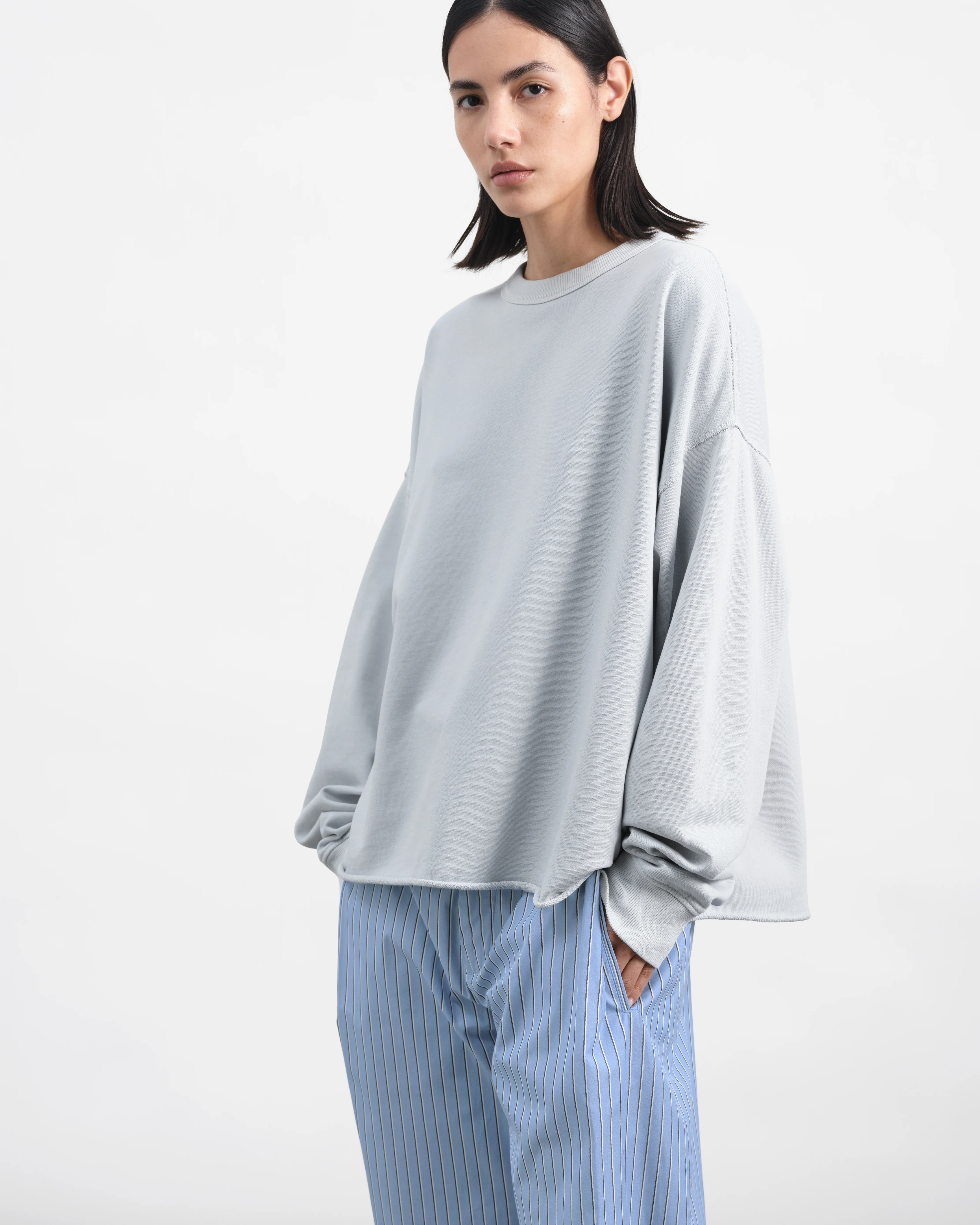 Studio Sweatshirt - Image 9